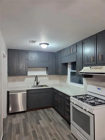 $1,800 | 1411 Sycamore Drive Northwest, Kennesaw, GA 30152