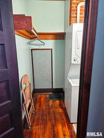 $115,000 | 517 East 2nd S Street, Carlinville, IL 62626