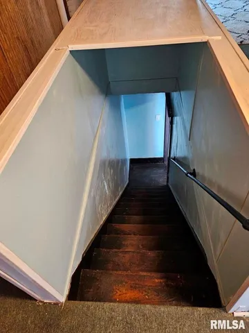 $115,000 | 517 East 2nd S Street, Carlinville, IL 62626