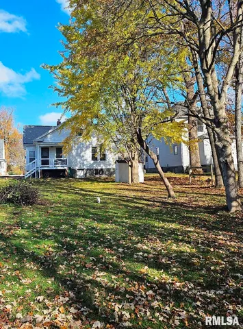 $115,000 | 517 East 2nd S Street, Carlinville, IL 62626