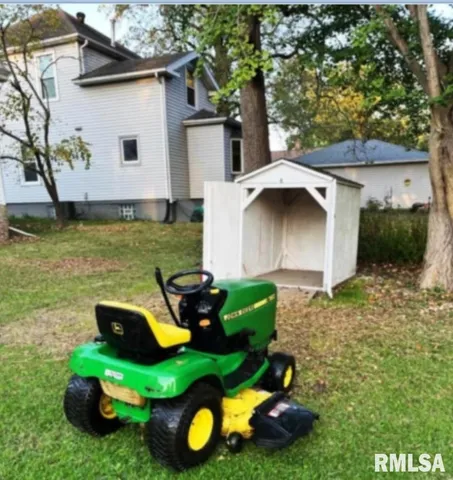 $115,000 | 517 East 2nd S Street, Carlinville, IL 62626