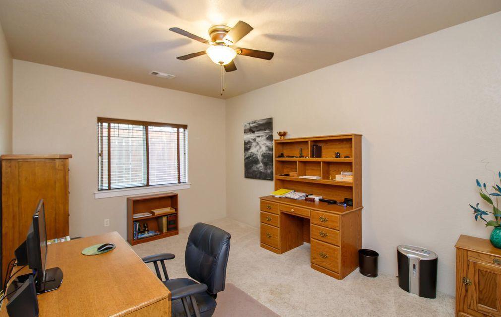 958 Pumpkin Eagle Point Eagle Point, OR 97524 - Photo 25 of 35 25