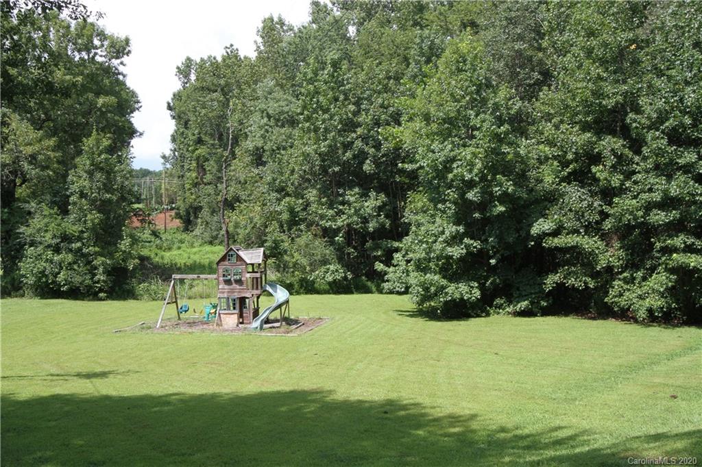 2417 Keziah Road Matthews, NC 28105 - Photo 28 of 34 Gallery Image 28