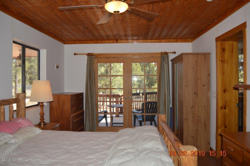 2256 Sunrise Road Overgaard, AZ 85933 - Photo 14 of 37 Gallery Image 14