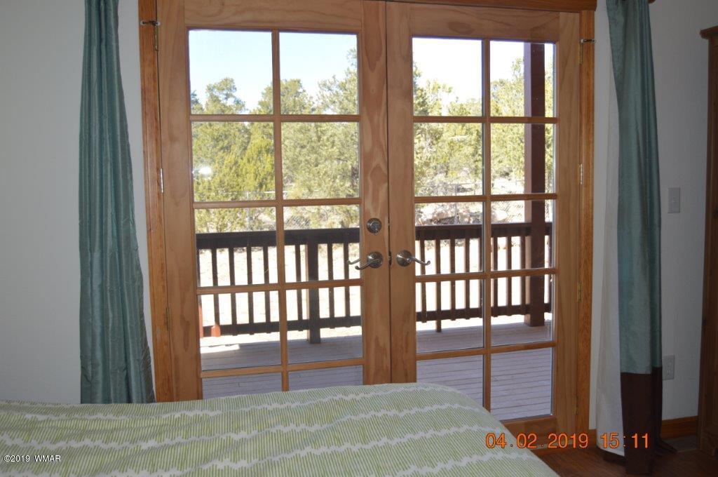 2256 Sunrise Road Overgaard, AZ 85933 - Photo 18 of 37 Gallery Image 18