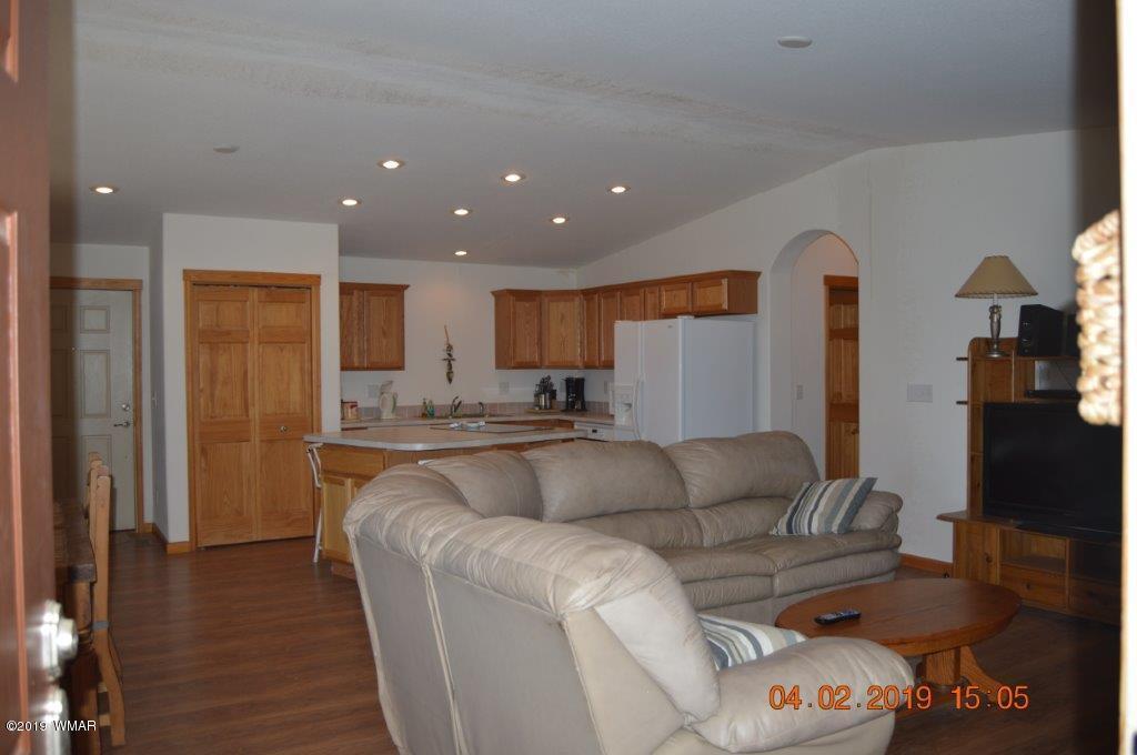 2256 Sunrise Road Overgaard, AZ 85933 - Photo 5 of 37 Gallery Image 5