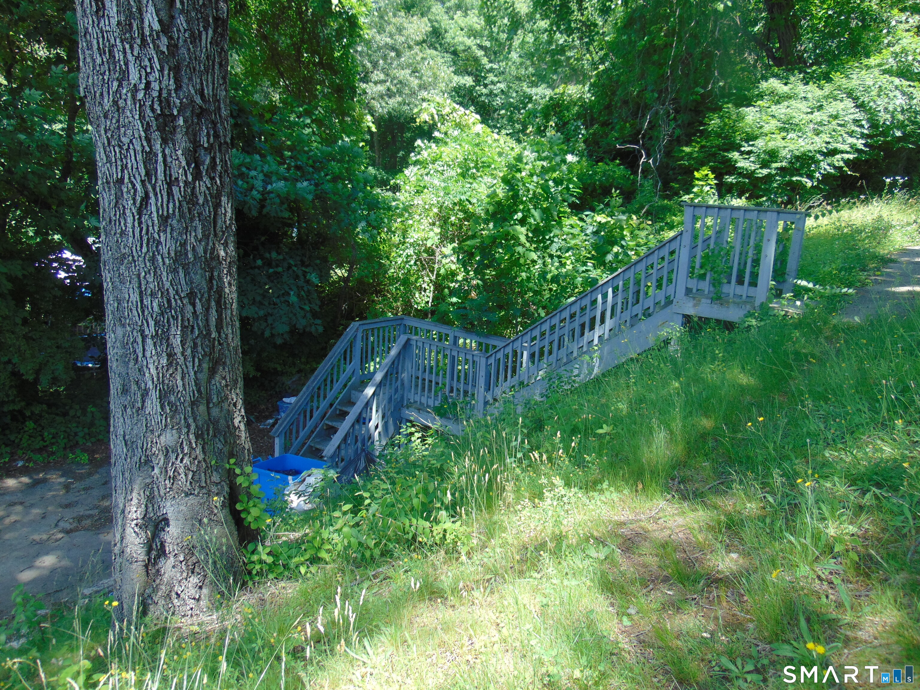 220 Park Road Waterbury, CT 06708 - Photo 7 of 20