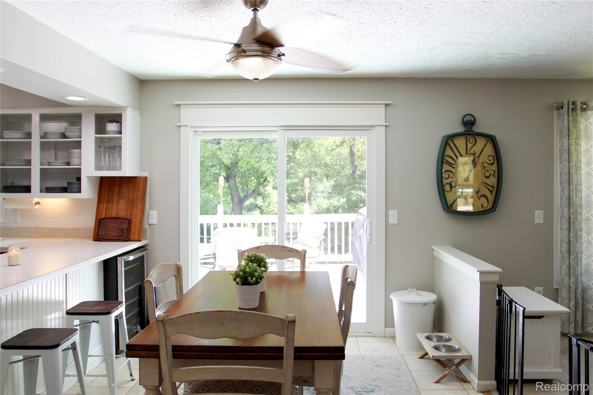 2745 Partridge Rochester, MI 48306 - Photo 10 of 40 Dining Room.jpg