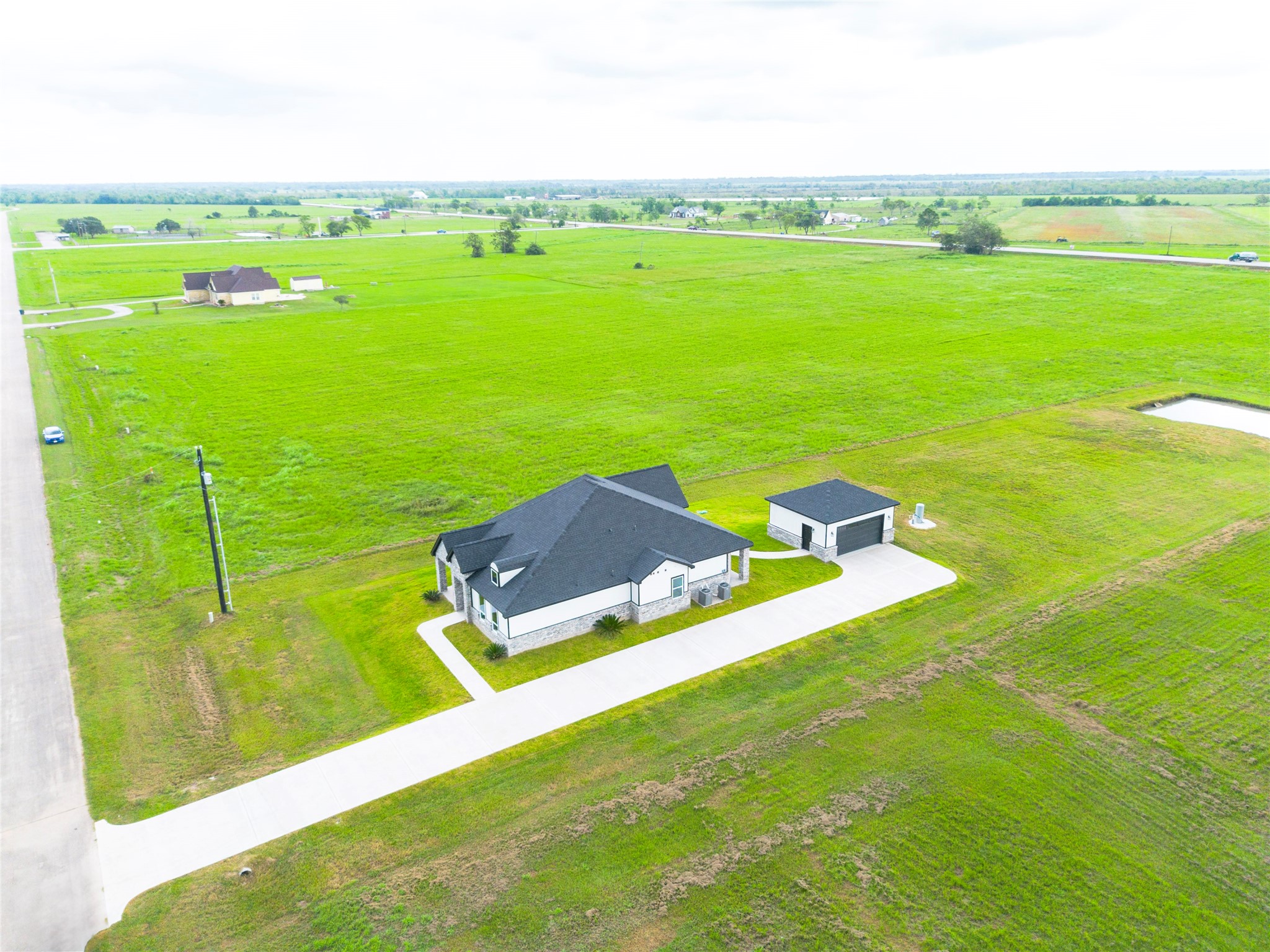 395 Brahman Trail Angleton, TX 77515 - Photo 31 of 38 Lots of cut grass area
