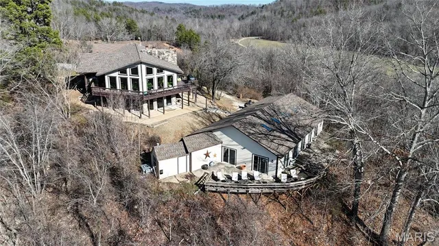 $1,074,000 | 2385 Brown Road, Van Buren, MO 63965