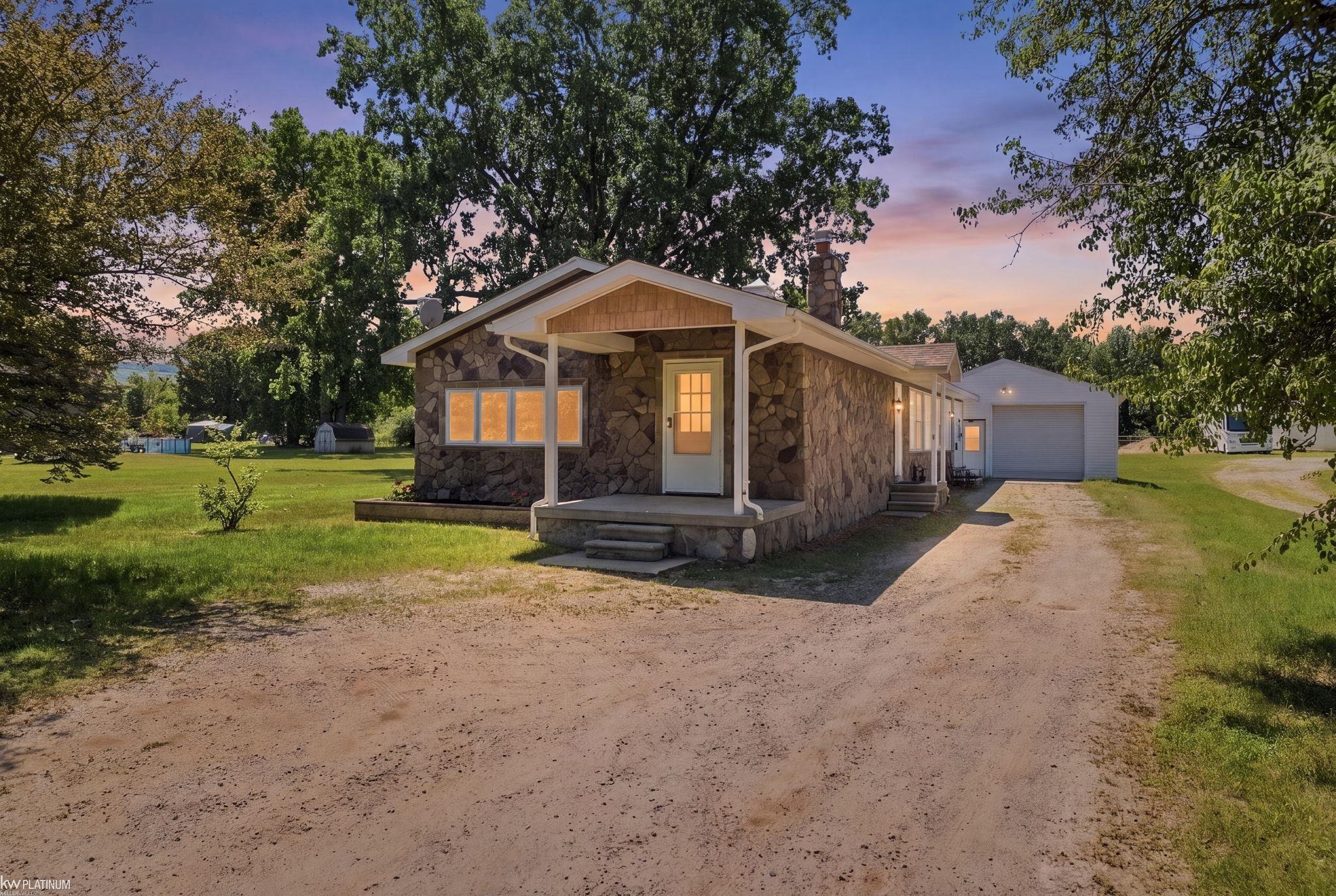 5469 Parker Road Fort Gratiot, MI 48059 - Photo 1 of 32