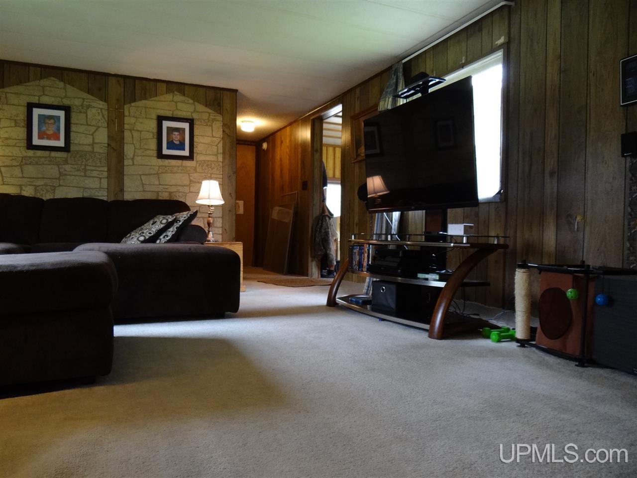 37296 Beck Road Ontonagon, MI 49953 - Photo 5 of 26 Gallery Image 5