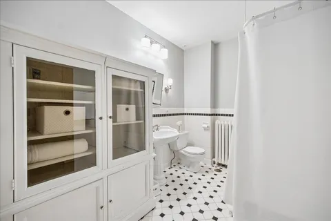 $1,759,000 | 1001 Lake Avenue, Wilmette, IL 60091