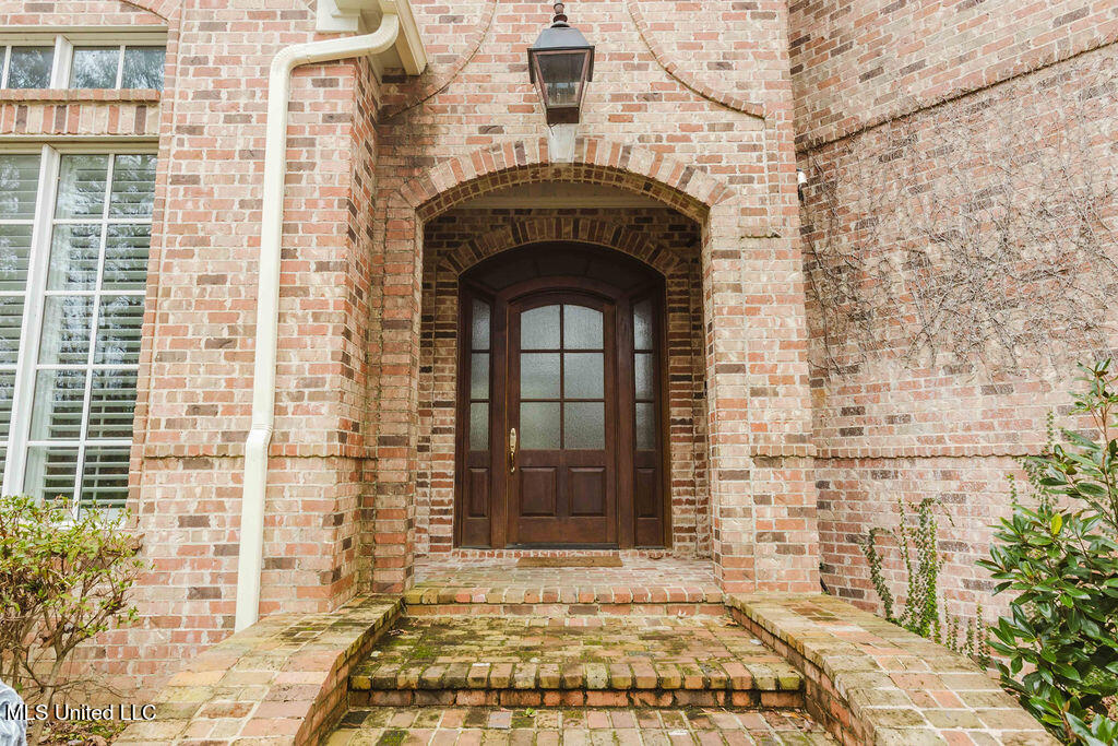 101 Summer Lake Drive Ridgeland, MS 39157 - Photo 4 of 62 watsonphotography260123141848