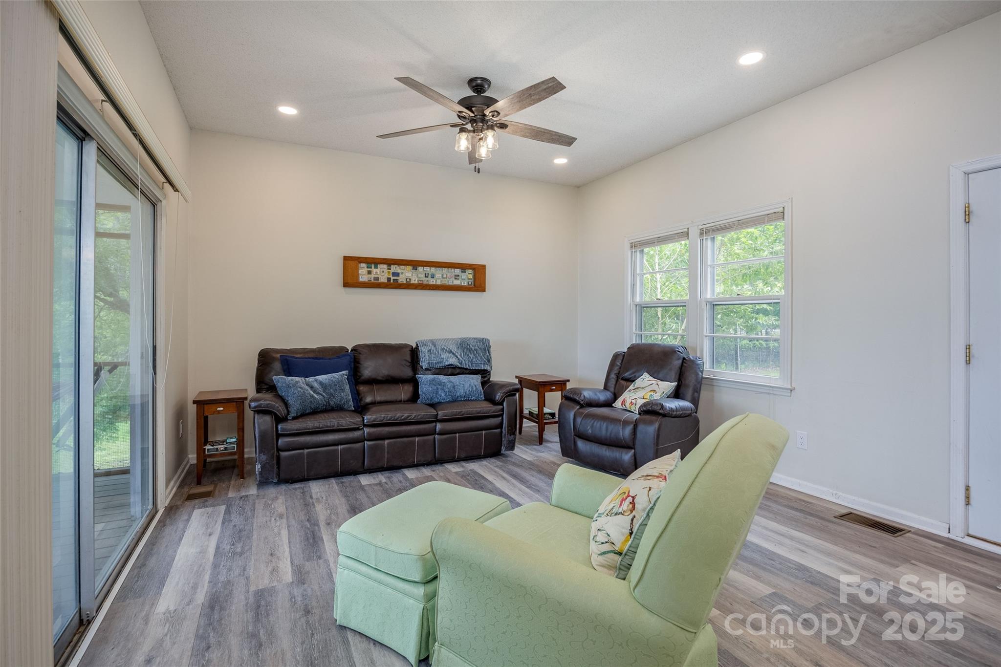 1805 Lake Shore Road Camden, SC 29020 - Photo 10 of 48 a living room with furniture and a window