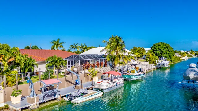 $2,875,000 | 20844 4th Avenue West, Cudjoe, FL 33042