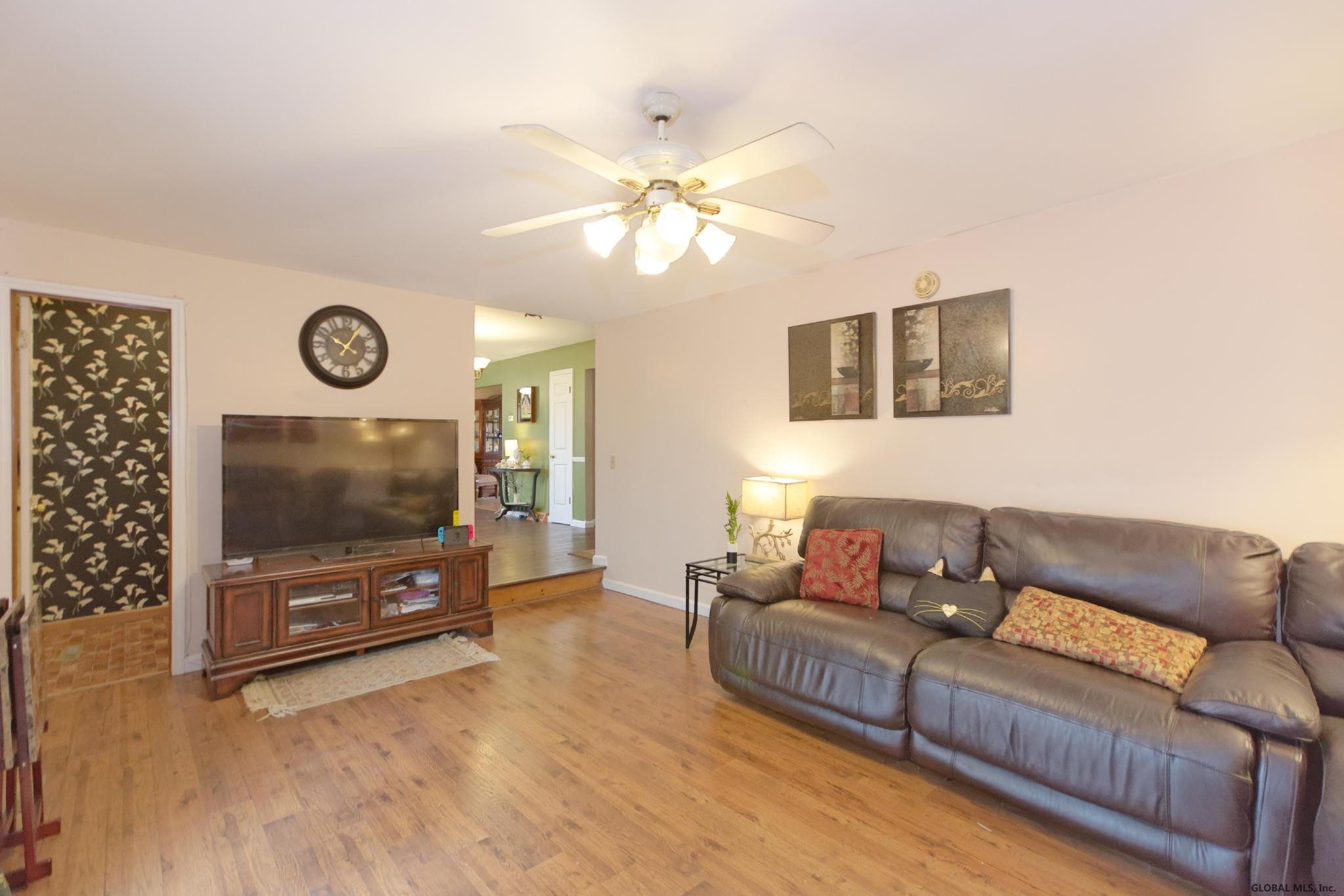 11 Rafaillo Drive Colonie, NY 12110 - Photo 20 of 45 Photo 20