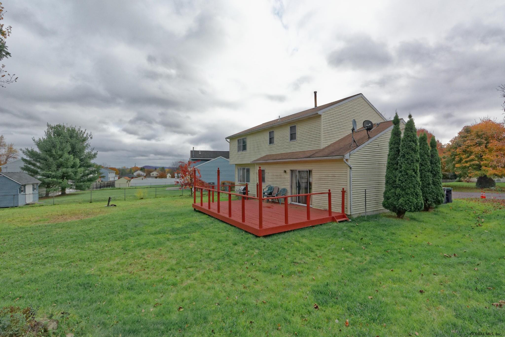 11 Rafaillo Drive Colonie, NY 12110 - Photo 38 of 45 Photo 38