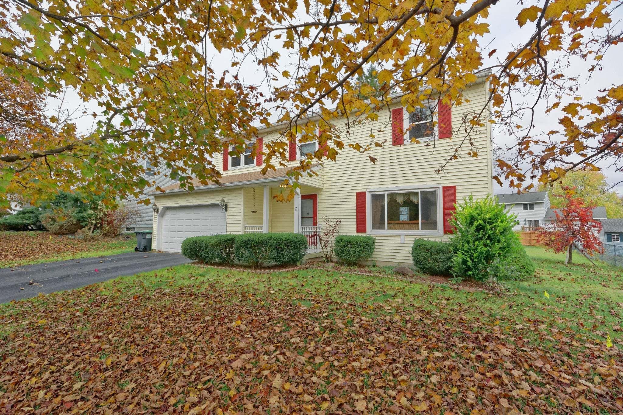 11 Rafaillo Drive Colonie, NY 12110 - Photo 5 of 45 Photo 5
