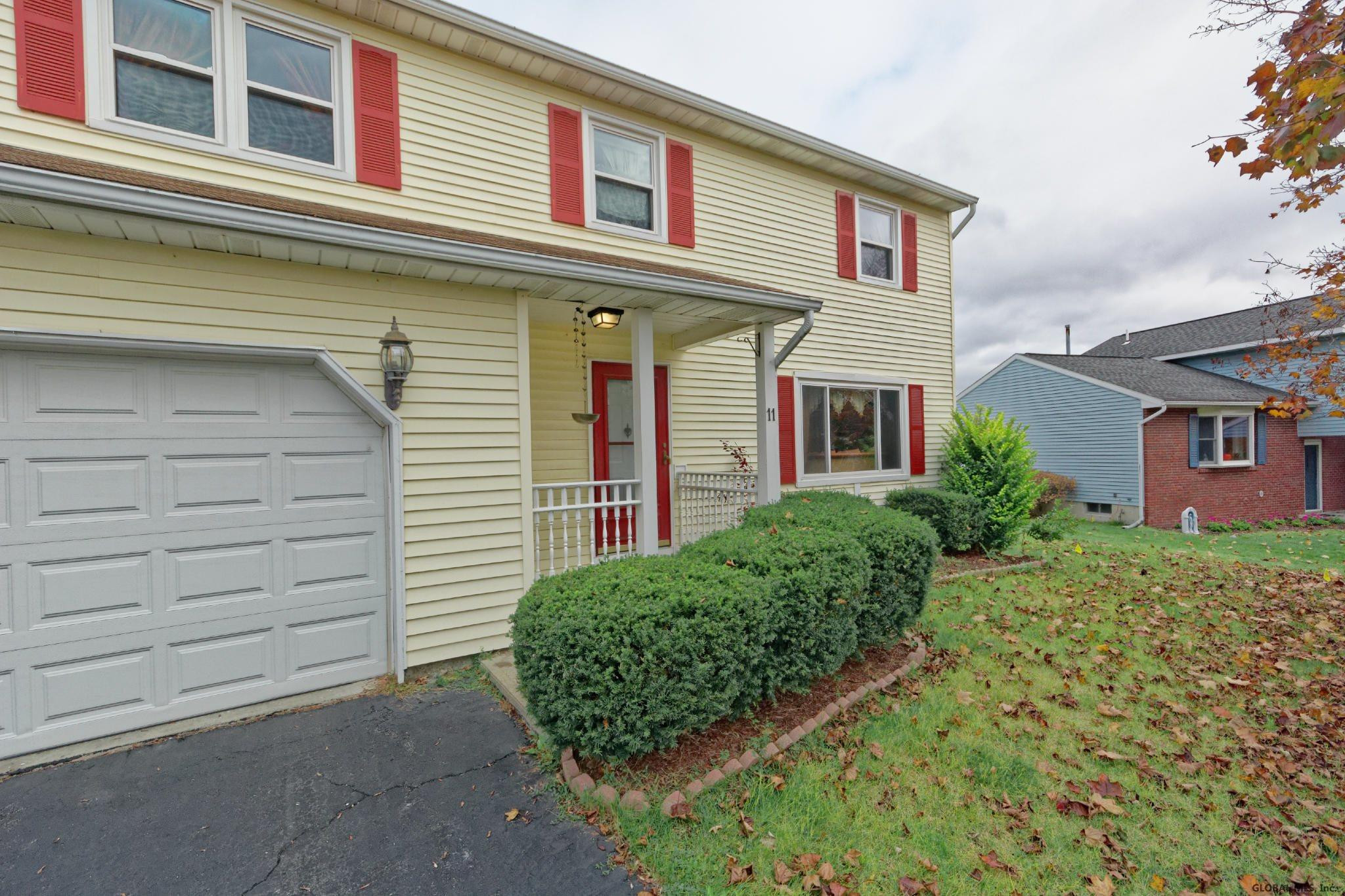 11 Rafaillo Drive Colonie, NY 12110 - Photo 6 of 45 Photo 6