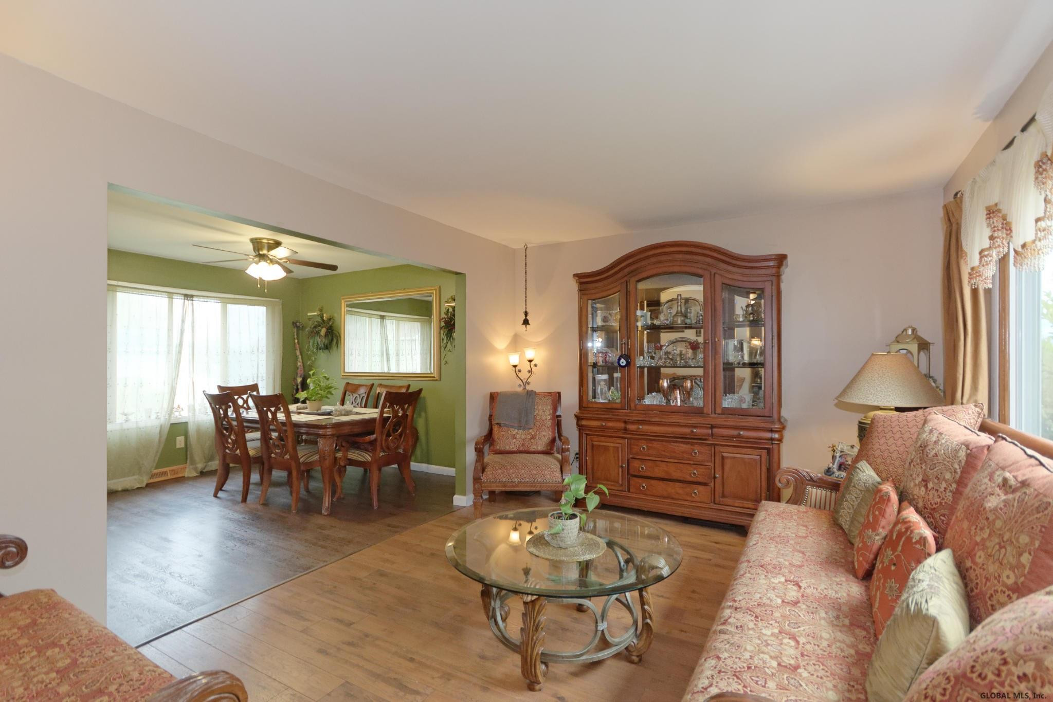 11 Rafaillo Drive Colonie, NY 12110 - Photo 7 of 45 Photo 7