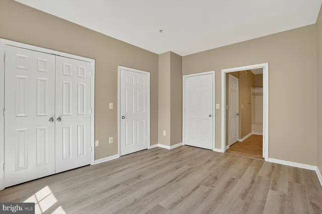 $2,350 | 4850 Eisenhower Avenue, Unit 202, Alexandria, VA 22304