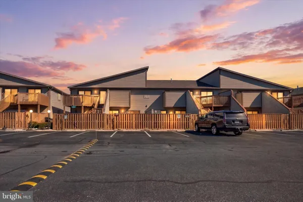 $324,900 | 105 120th Street, Unit 15208, Ocean City, MD 21842