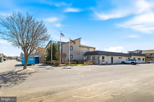 $324,900 | 105 120th Street, Unit 15208, Ocean City, MD 21842