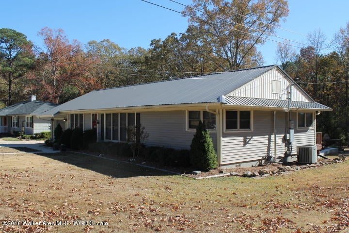 1203 Valley Road Jasper, AL 35501 - Photo 2 of 38 Gallery Image 2