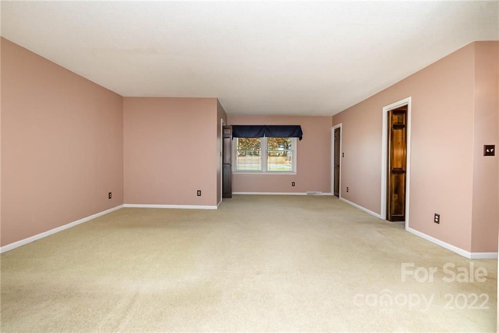 1814 Country Club Road Lincolnton, NC 28092 - Photo 17 of 30 Gallery Image 17