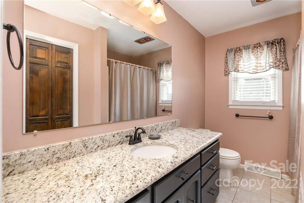 1814 Country Club Road Lincolnton, NC 28092 - Photo 20 of 30 Gallery Image 20