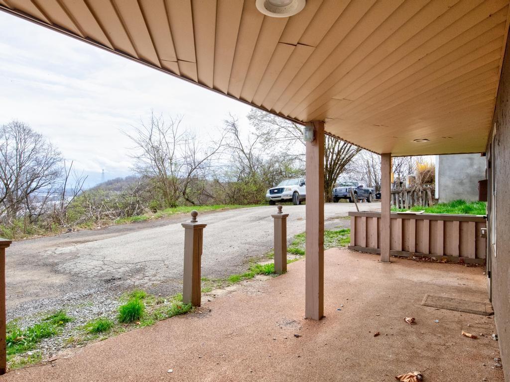 116 Riverview Avenue Aliquippa, PA 15001 - Photo 27 of 28 a view of a outdoor space