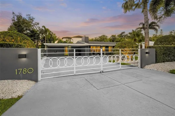 $1,445,000 | 1780 Spring Creek Drive, Sarasota, FL 34239
