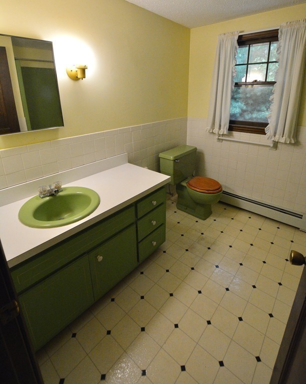 43 Cooke Road Plymouth, MA 02360 - Photo 9 of 20 Gallery Image 9