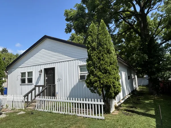 $389,000 | 24 Ohio Street, Delaware, OH 43015