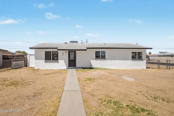 $375,000 | 3602 West Almeria Road, Phoenix, AZ 85009