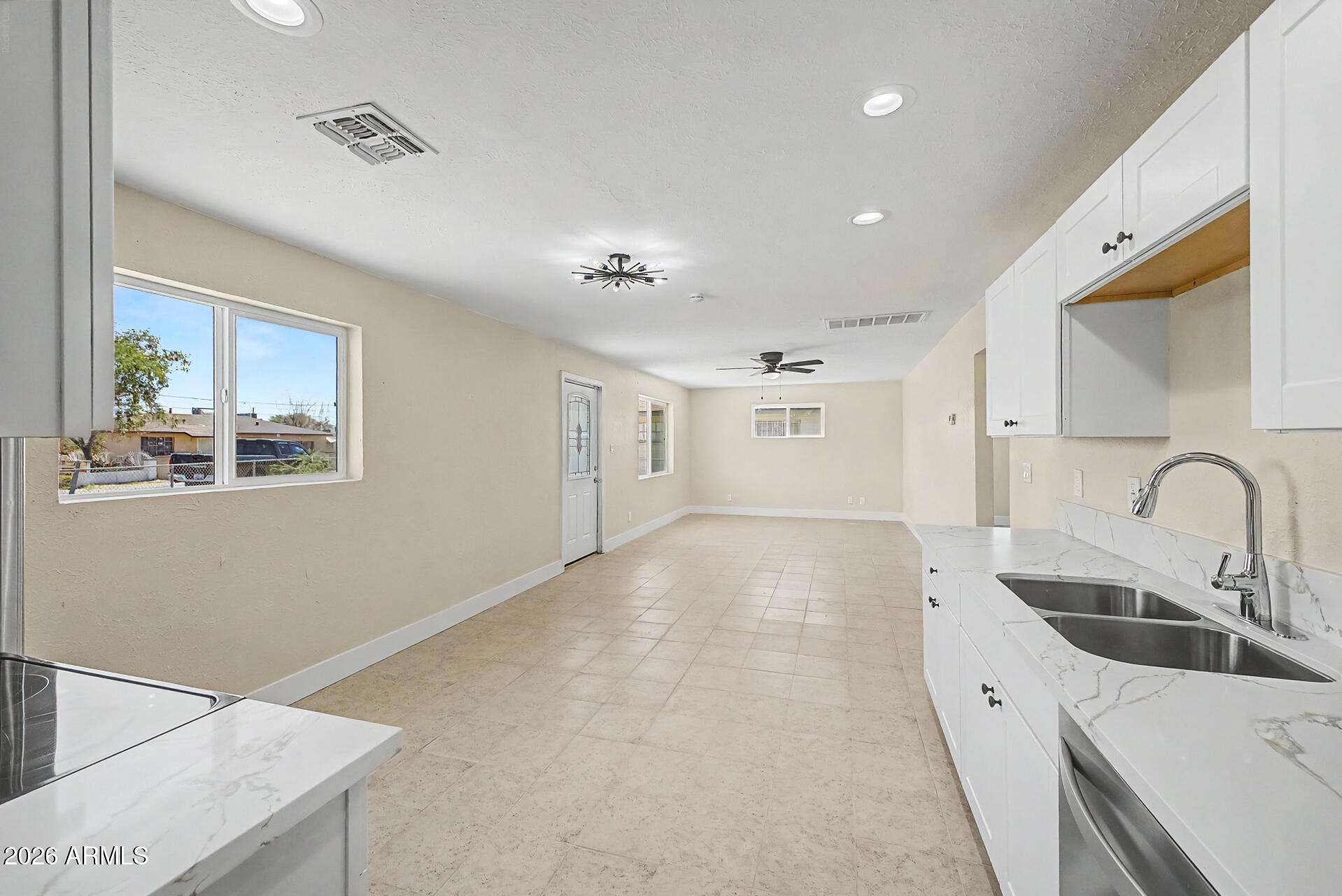 3602 West Almeria Road Phoenix, AZ 85009 - Photo 11 of 24 11 Almeria