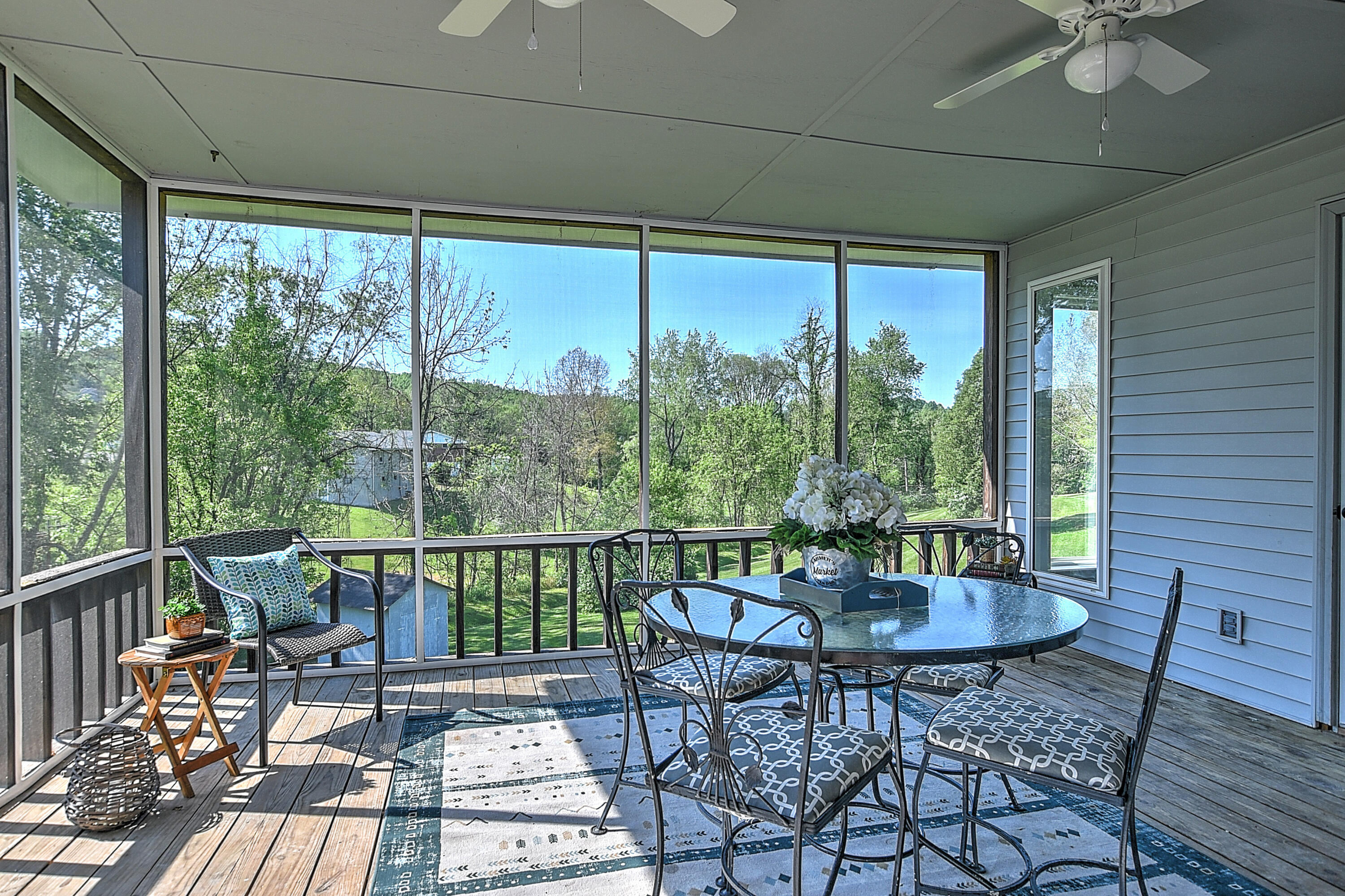 107 Raintree Circle Bristol, VA 24201 - Photo 20 of 52 107 Raintree-32
