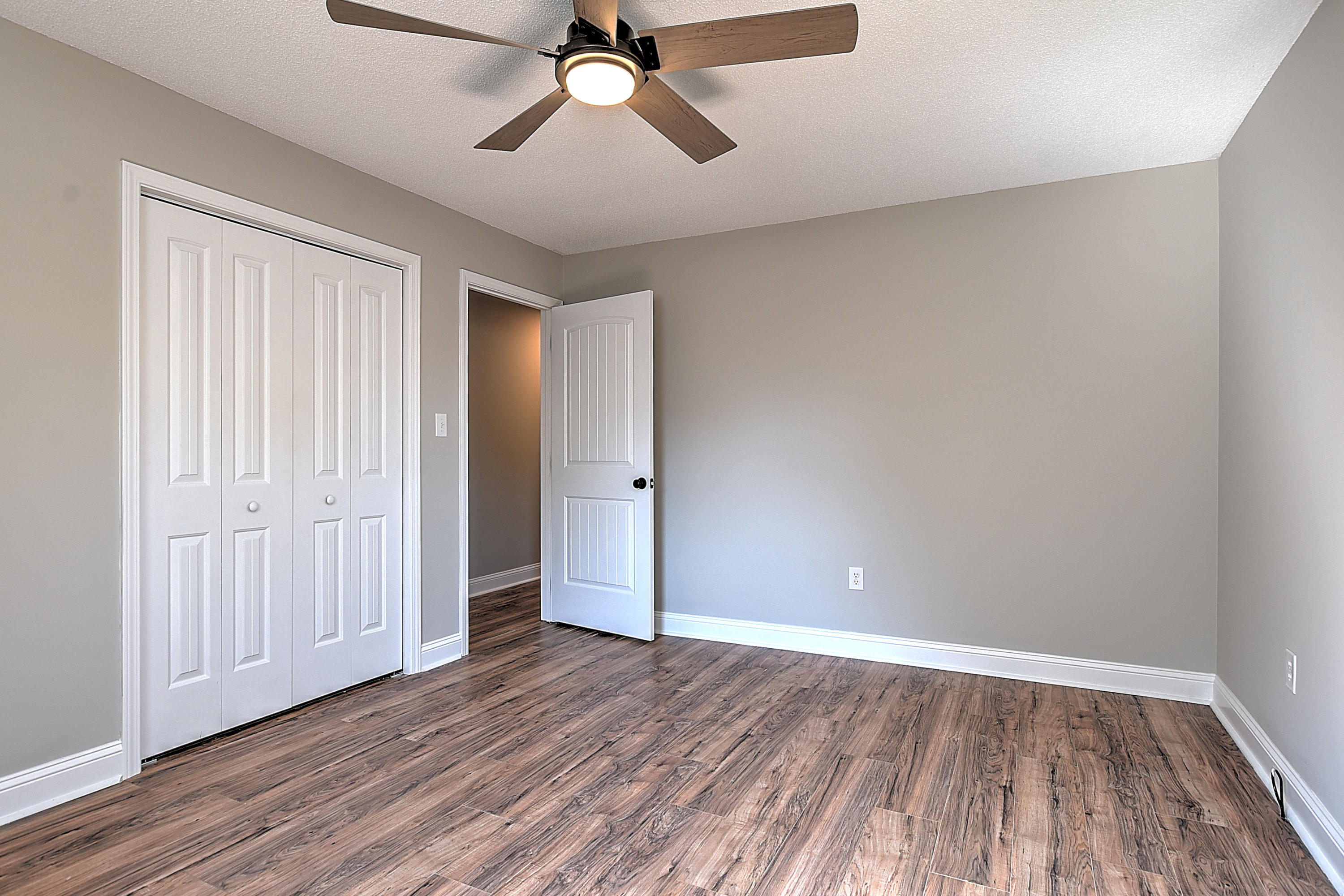 107 Raintree Circle Bristol, VA 24201 - Photo 23 of 52 107 Raintree-14