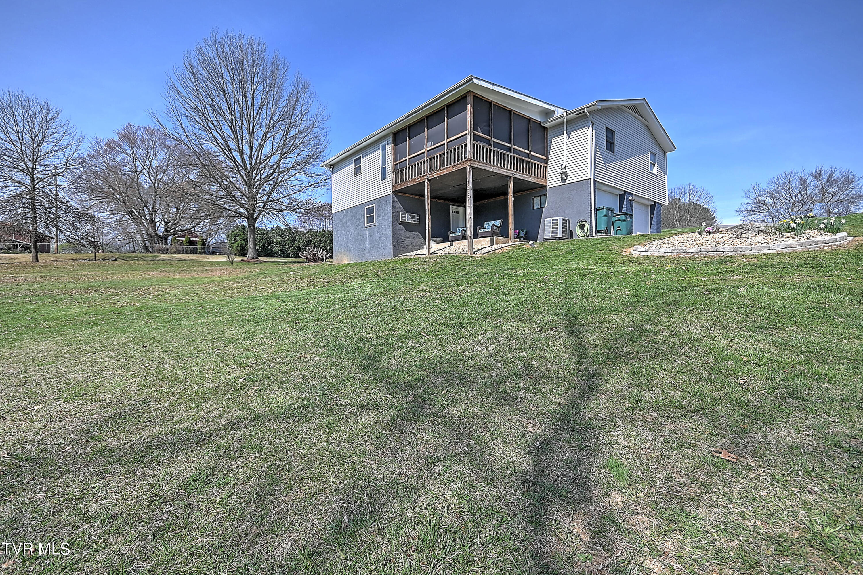 107 Raintree Circle Bristol, VA 24201 - Photo 44 of 52 Raintree GDAWG-7