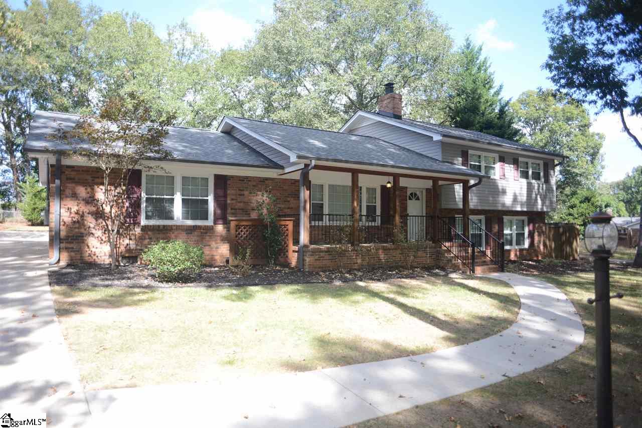 105 Drewry Road Taylors, SC 29687 - Photo 1 of 26 Gallery Image 1