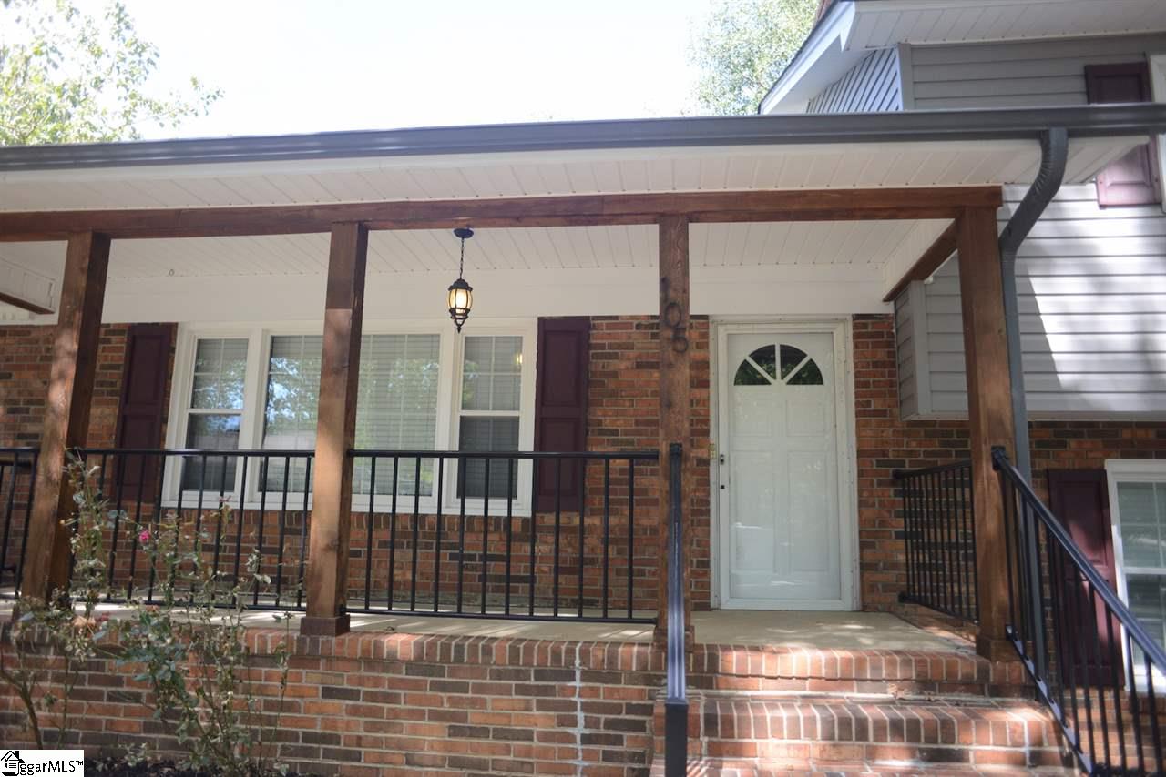 105 Drewry Road Taylors, SC 29687 - Photo 2 of 26 Gallery Image 2