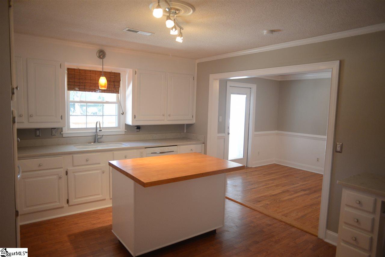 105 Drewry Road Taylors, SC 29687 - Photo 7 of 26 Gallery Image 7