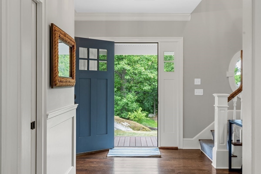 54 Rust Way Cohasset, MA 02025 - Photo 13 of 33