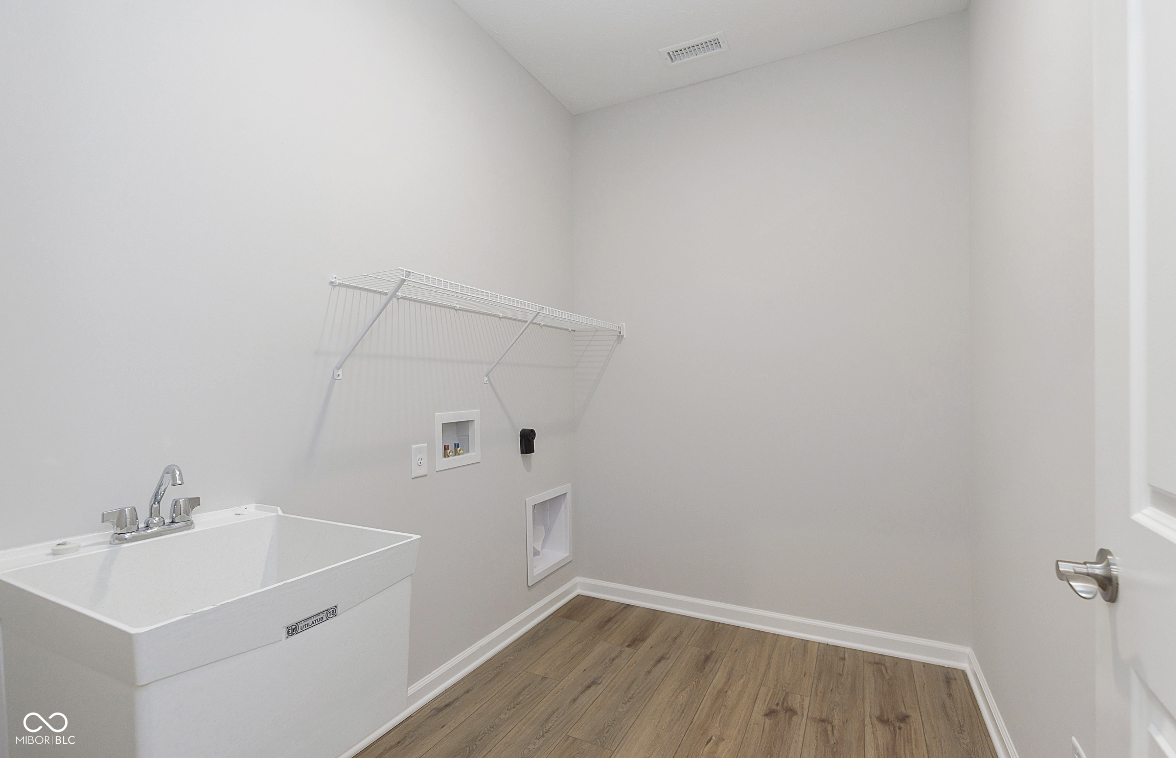 547 Dalton Way Avon, IN 46123 - Photo 13 of 26