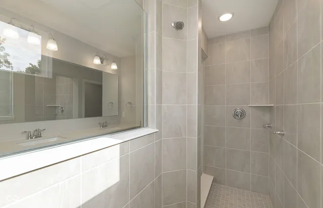 $438,900 | 547 Dalton Way, Avon, IN 46123