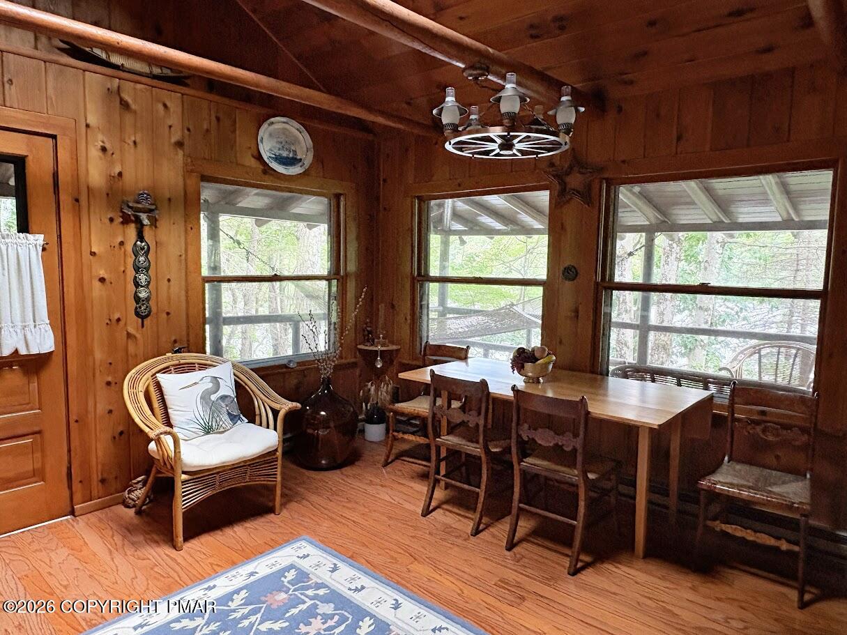 322 Crescent Lake Road Scotrun, PA 18355 - Photo 4 of 52 dining area