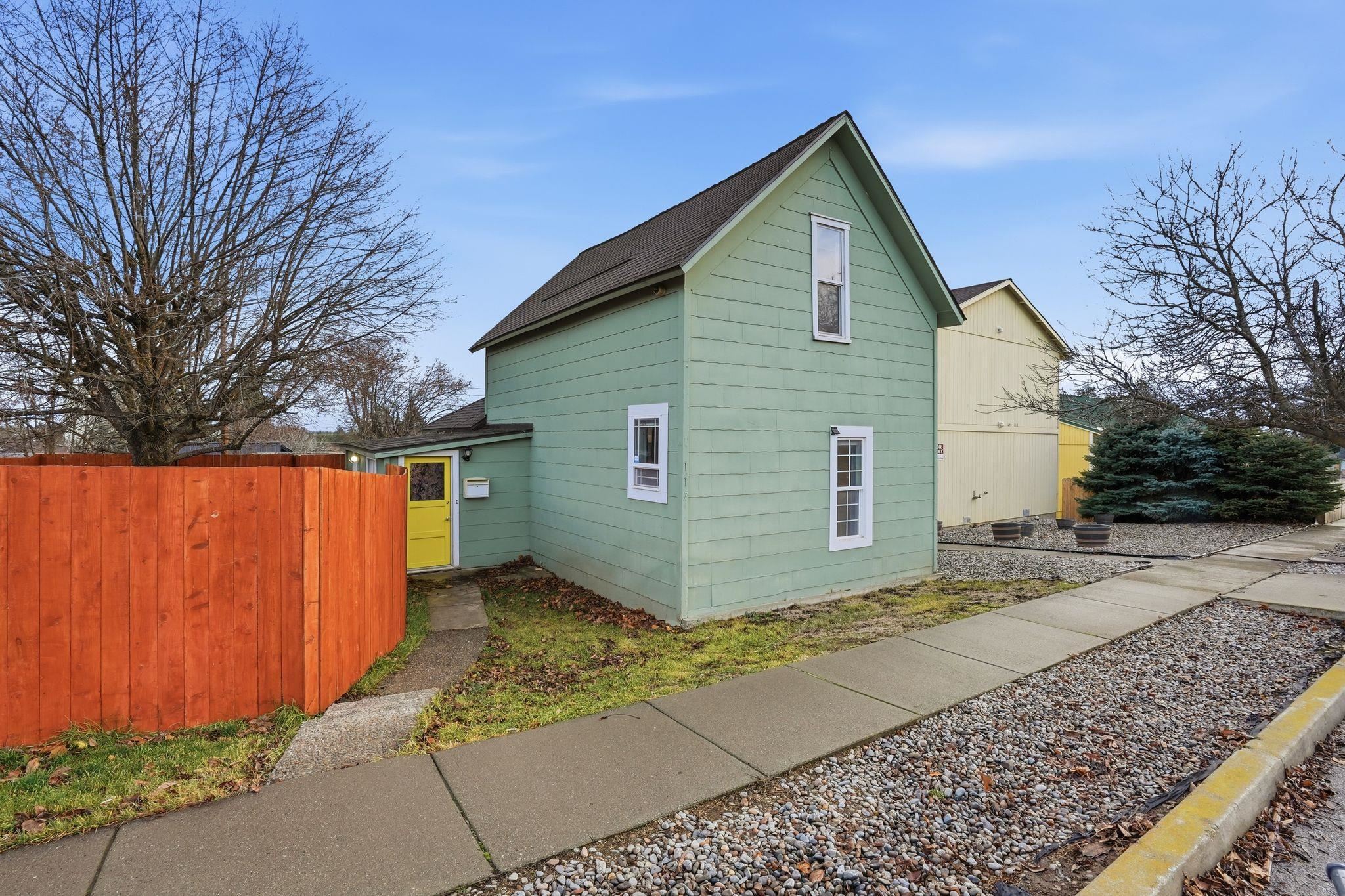 117 4th Street Cheney, WA 99004 - Photo 2 of 40