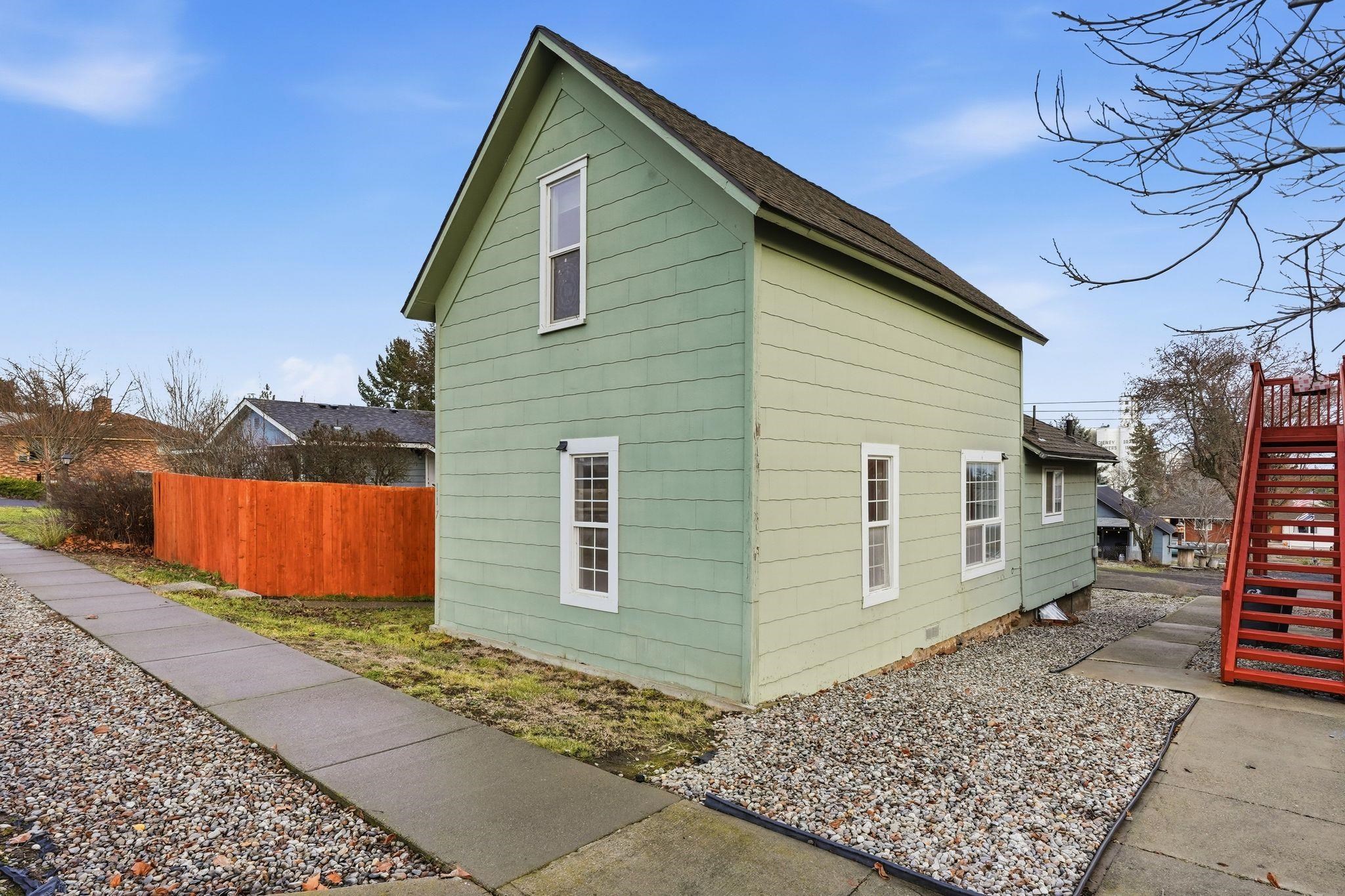 117 4th Street Cheney, WA 99004 - Photo 4 of 40