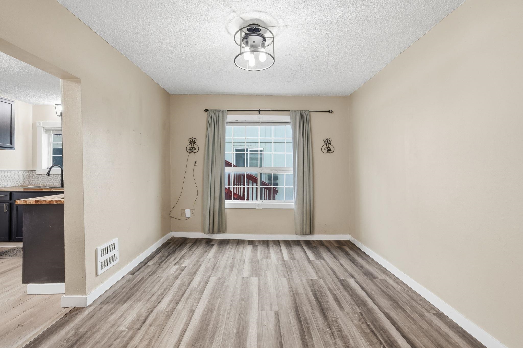 117 4th Street Cheney, WA 99004 - Photo 7 of 40